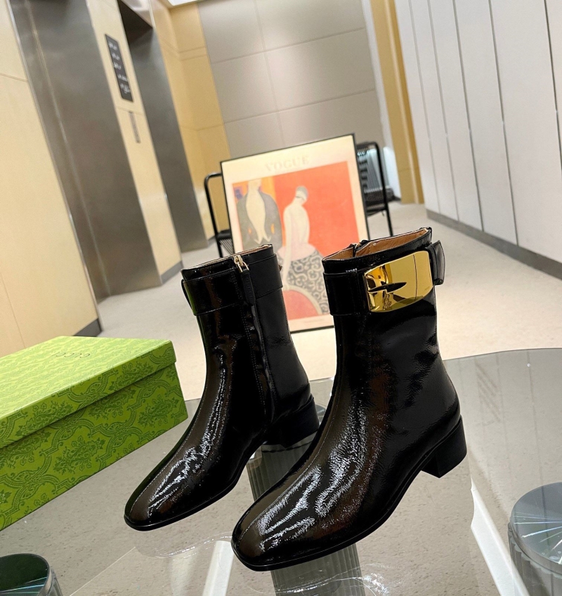 G*u*i boots